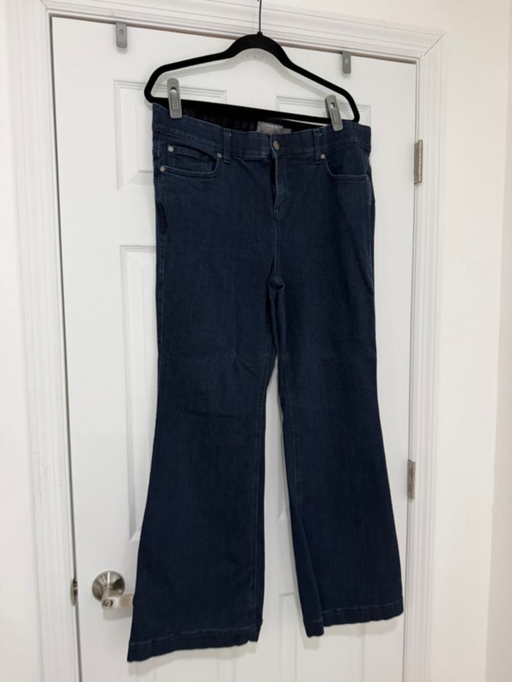 Torrid - Women's Denim Jeans - Bombshell High Rise Flare - Dark Wash - 18R